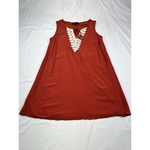 NAÏF BOHO Sleeveless Tunic Dress Size Medium Rest Red Crinkle Rayon Crochet Lace